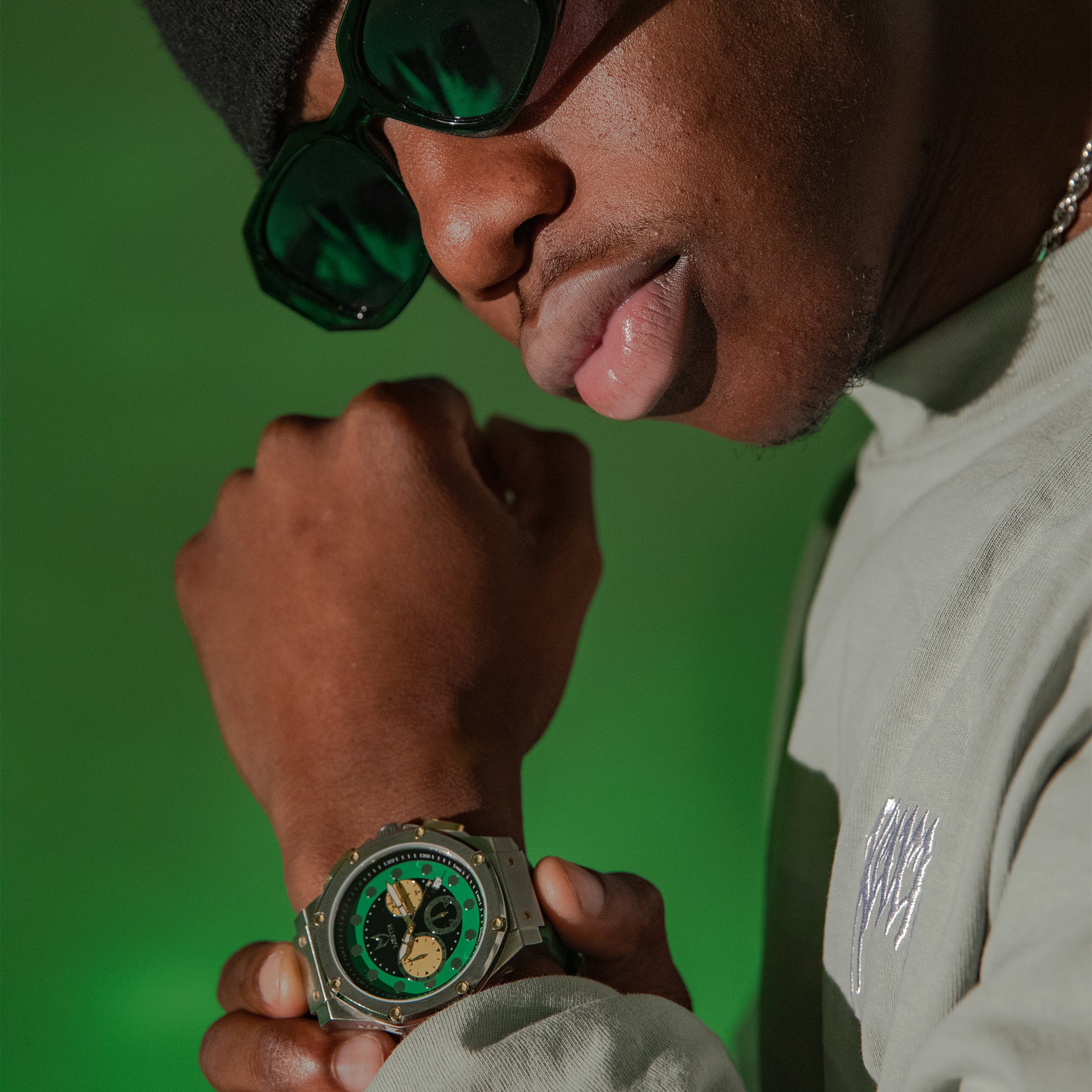 AM1055SS - AMBASSADOR SILVER / DOOM GREEN WATCH - Image 5