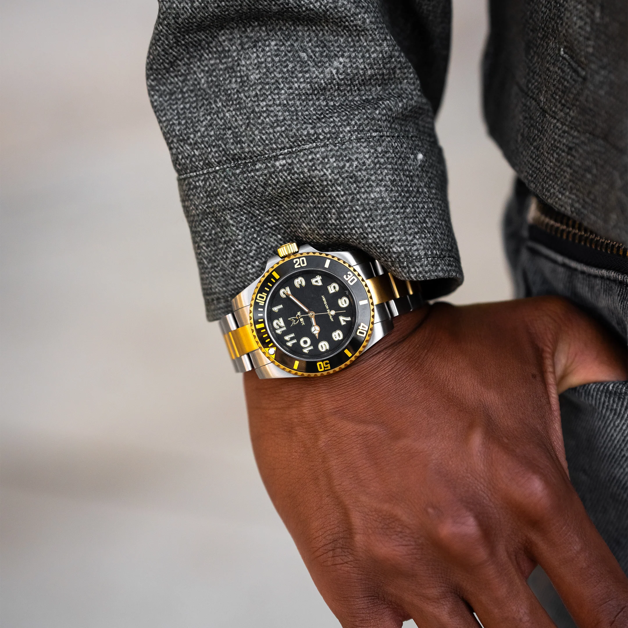 VO133SS - VOYAGER SILVER / GOLD SUB - Image 6