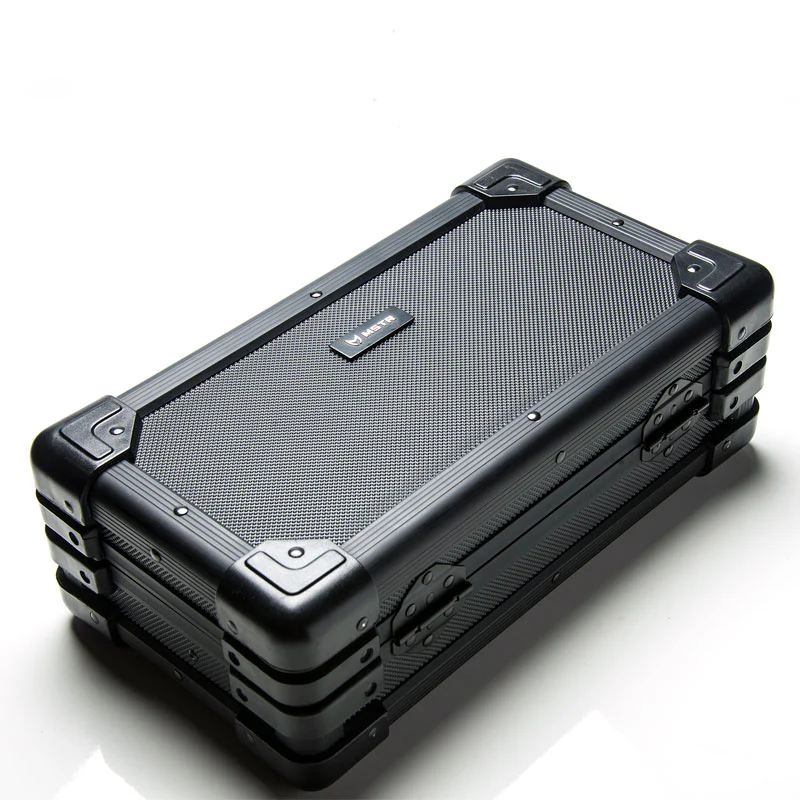 WTP112 - HEAVY DUTY ALUMINUM BRIEFCASE WATCH STORAGE / HOLDS 6 - Image 4